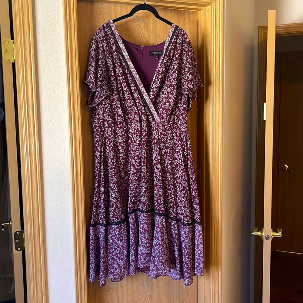 Stunning purple Lane Bryant summer dress.